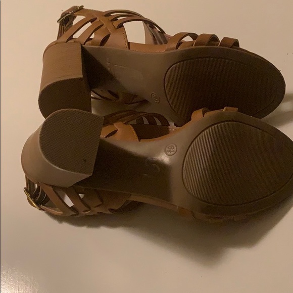 Strappy high heeled sandals - Picture 4 of 4